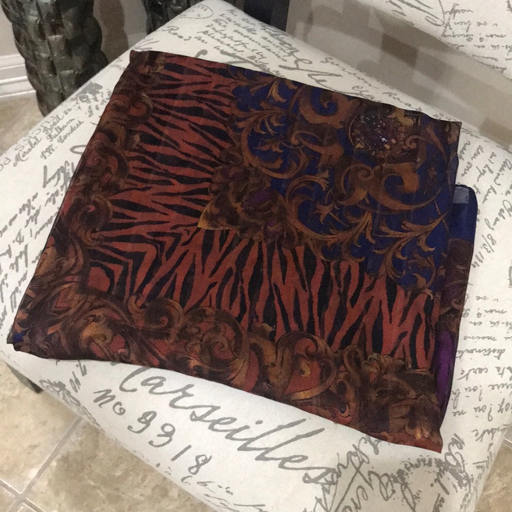 Wrap - Picture 3 of 4